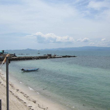 Charung Beach Haad Rin Exterior foto