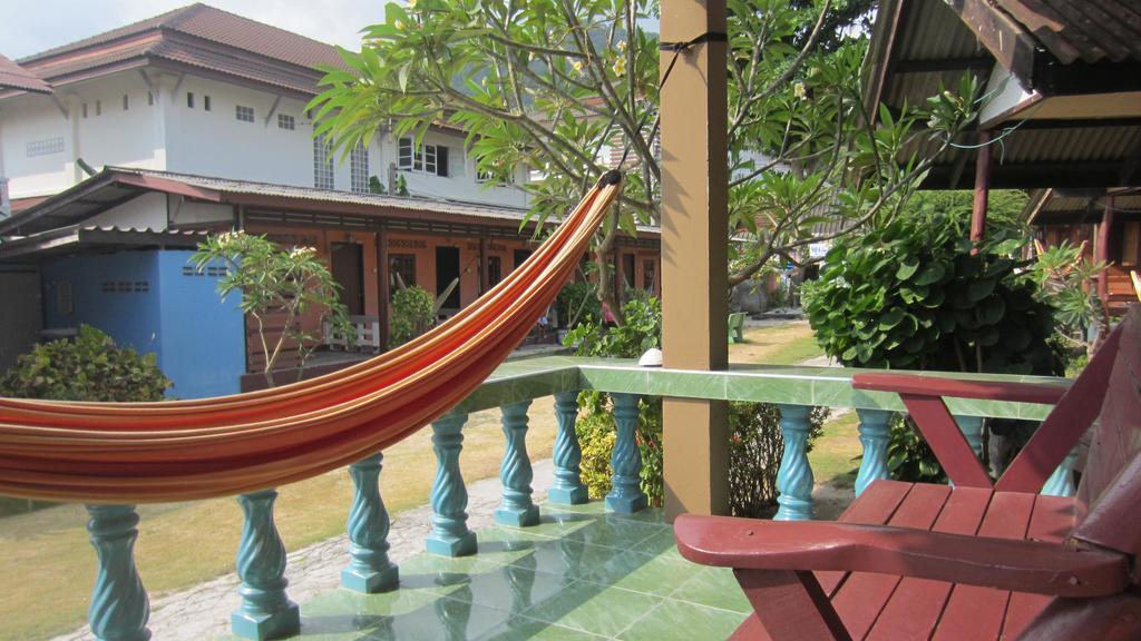 Charung Beach Haad Rin Exterior foto