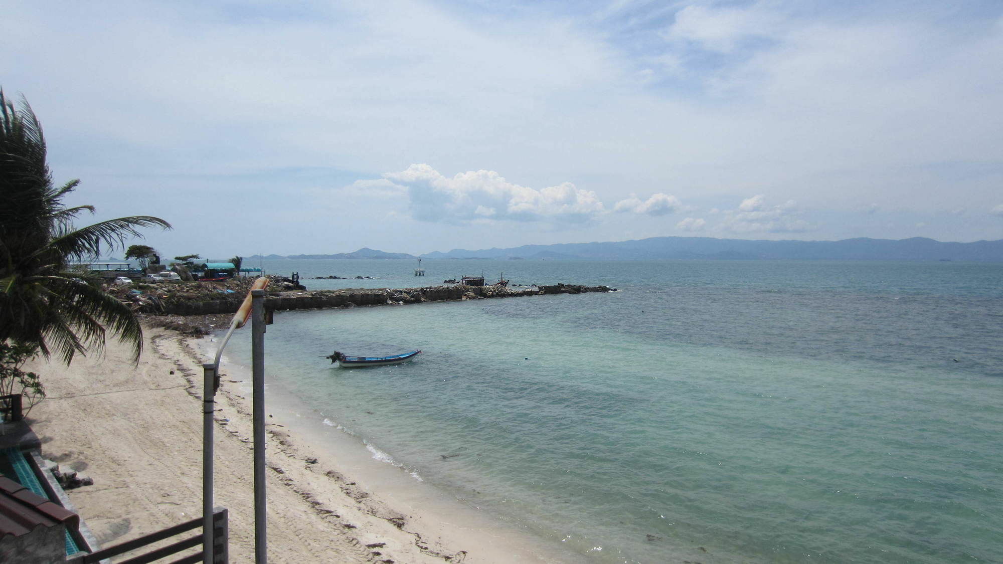 Charung Beach Haad Rin Exterior foto