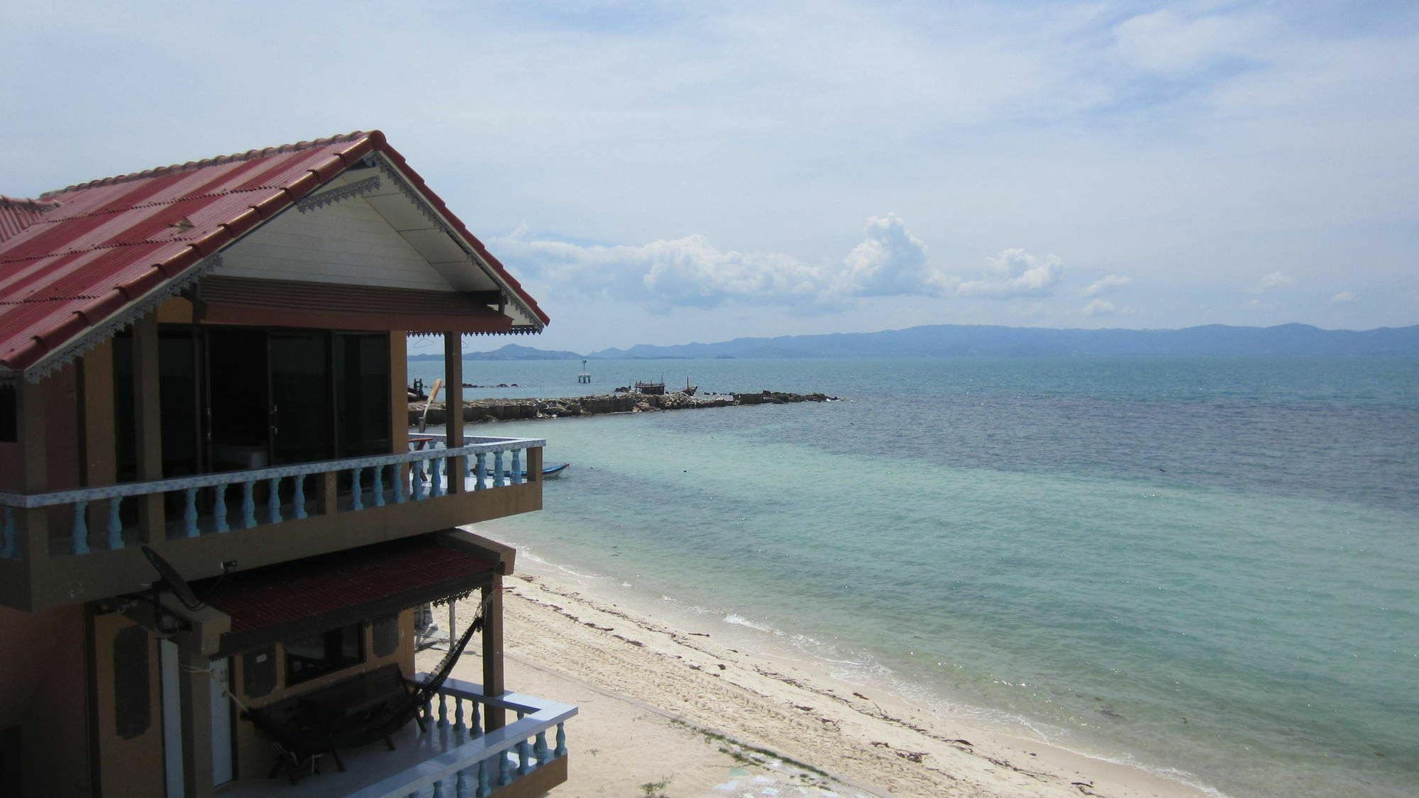Charung Beach Haad Rin Exterior foto